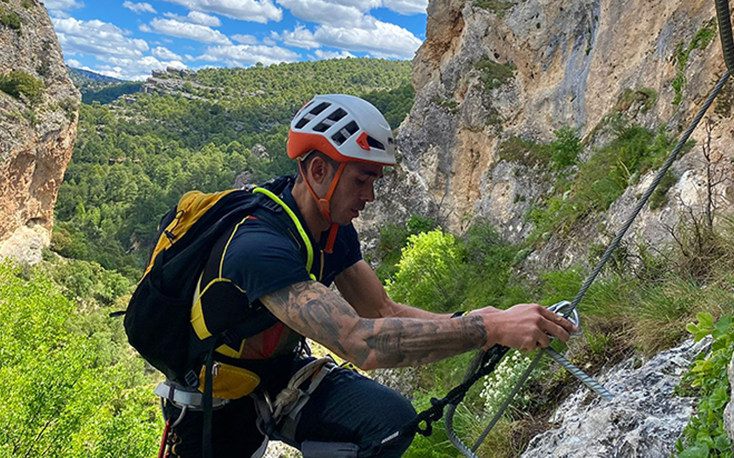 act 0000s 0001 ferrata